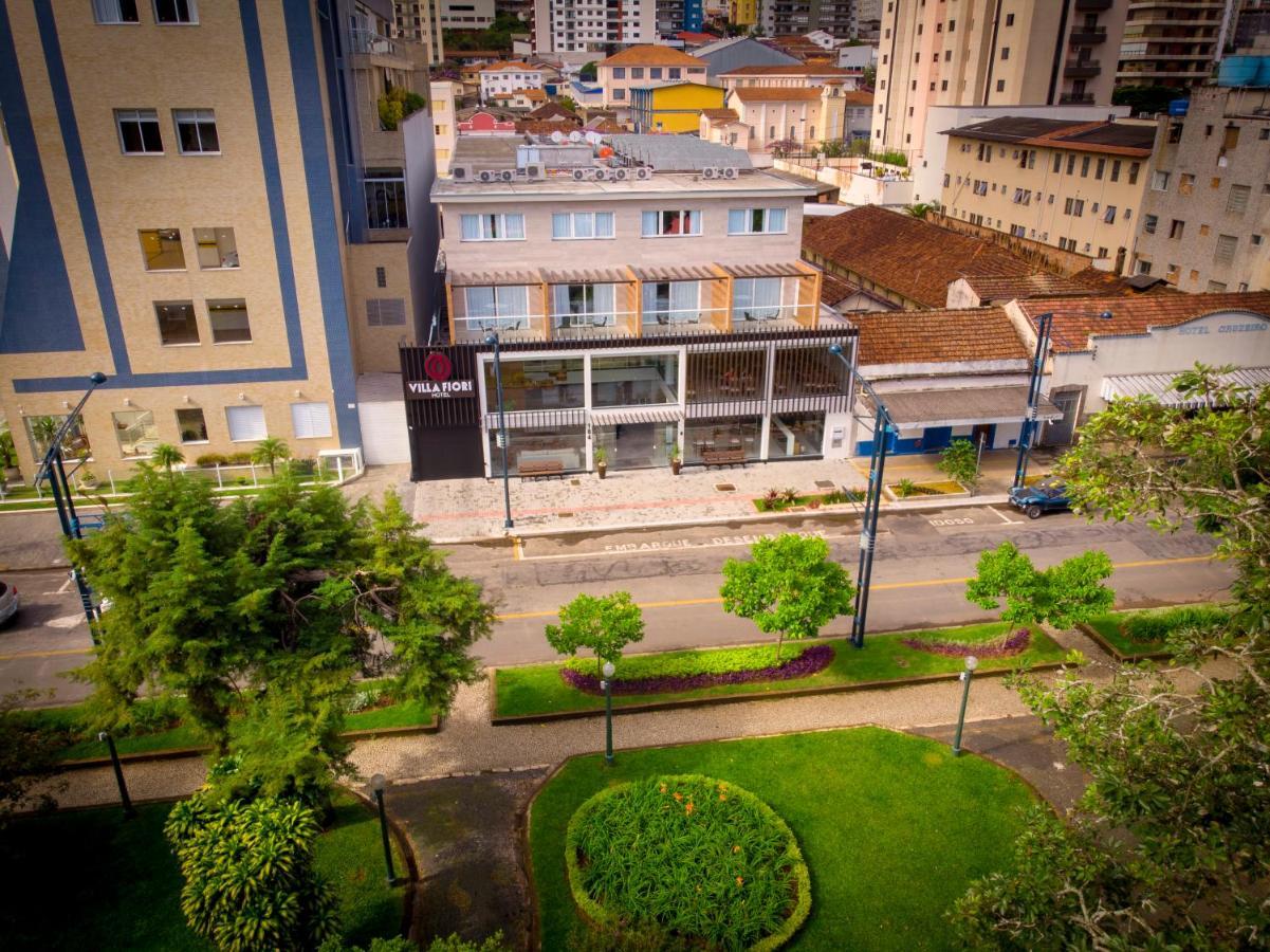 Hotel Villa Fiori Poços de Caldas Zewnętrze zdjęcie